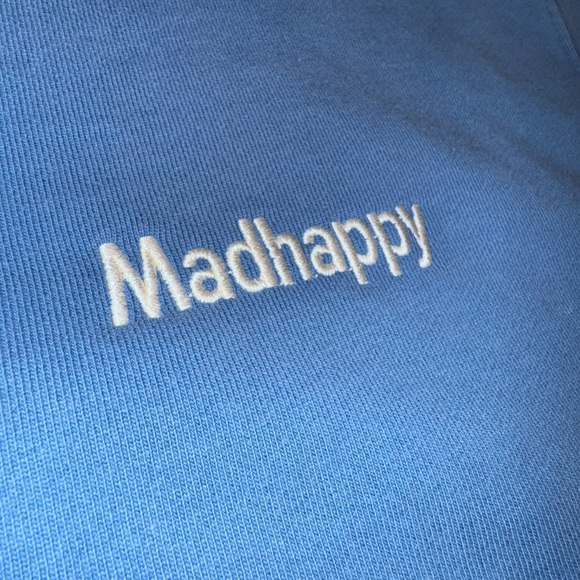 MadHappy Campus Essentials Cropped Blue Crewneck size XL - Picture 4 of 9